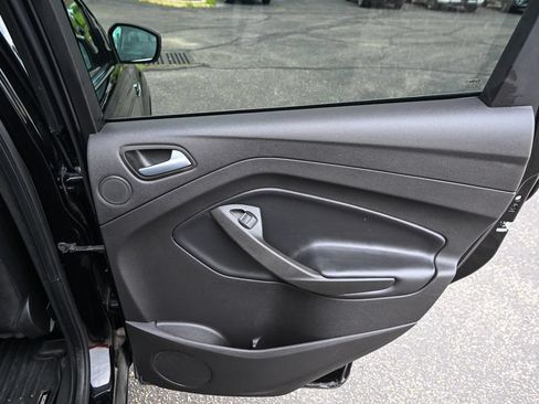 Used 2019 Ford Escape Titanium AWD/4WD image 29