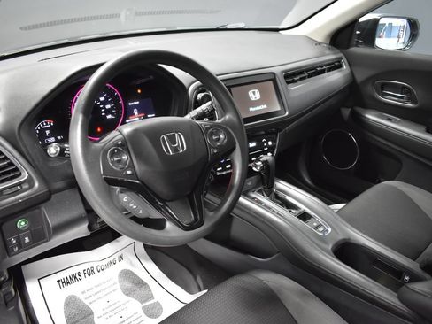 Used 2022 Honda HR-V EX image 4