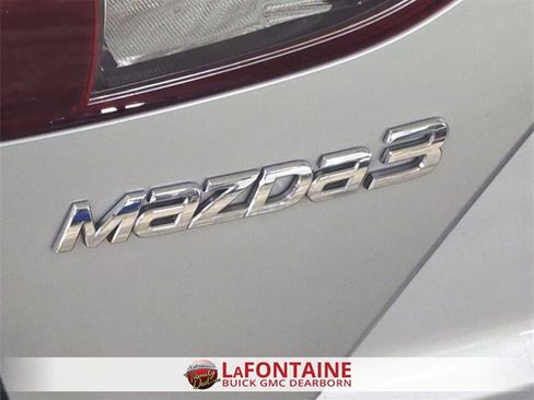 Used 2017 MAZDA MAZDA3 Sport image 27