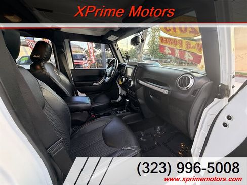 Used 2015 Jeep Wrangler Unlimited Sport AWD/4WD image 27