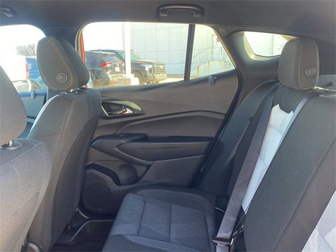 Used 2024 Chevrolet Trax RS w/ Driver Confidence Package image 16