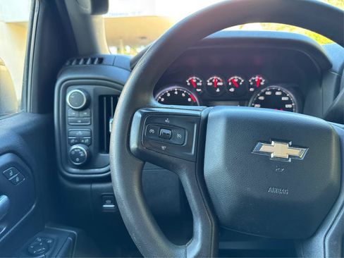 Used 2021 Chevrolet Silverado 2500 W/T w/ WT Convenience Package AWD/4WD image 23