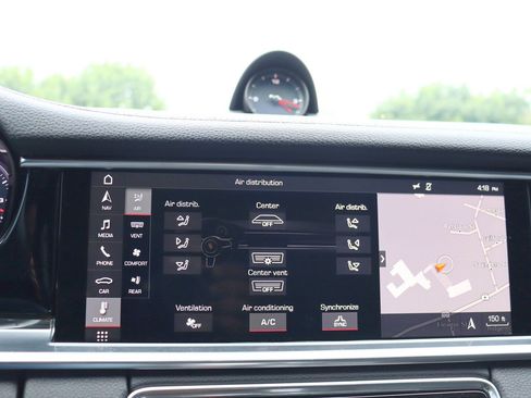 Used 2018 Porsche Panamera 4S AWD/4WD image 30