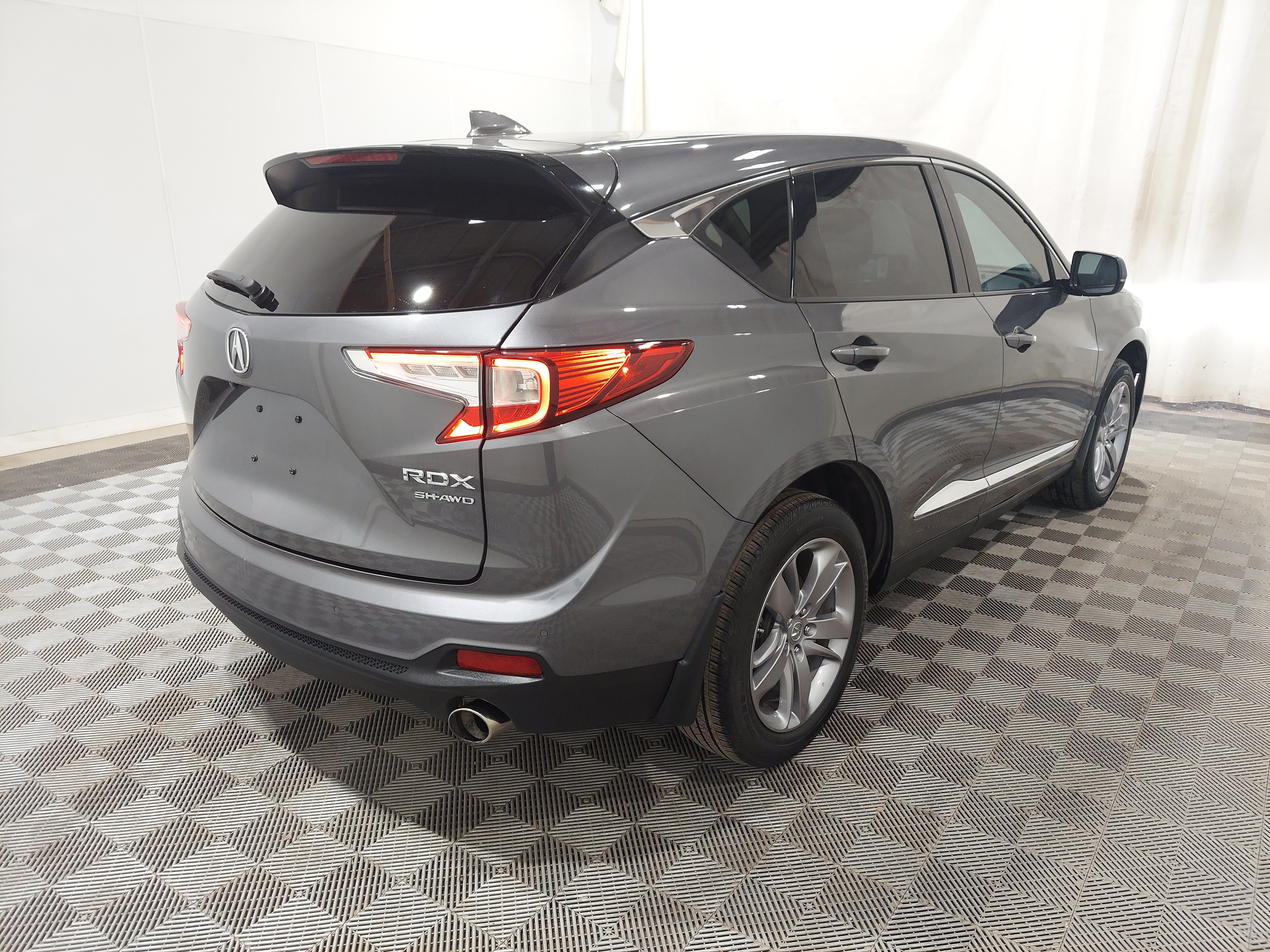Used 2021 Acura RDX AWD/4WD image 3