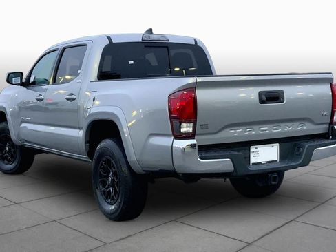 Used 2019 Toyota Tacoma SR5 RWD image 11