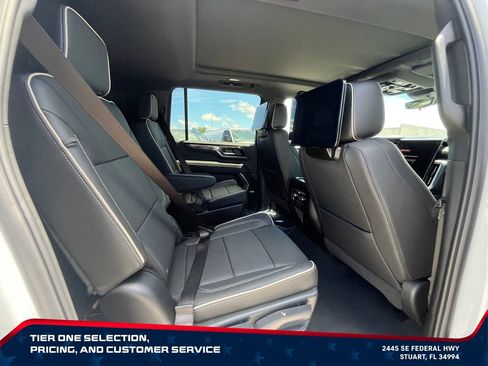 New 2026 GMC Yukon XL Elevation w/ Elevation Premium Package AWD/4WD image 19