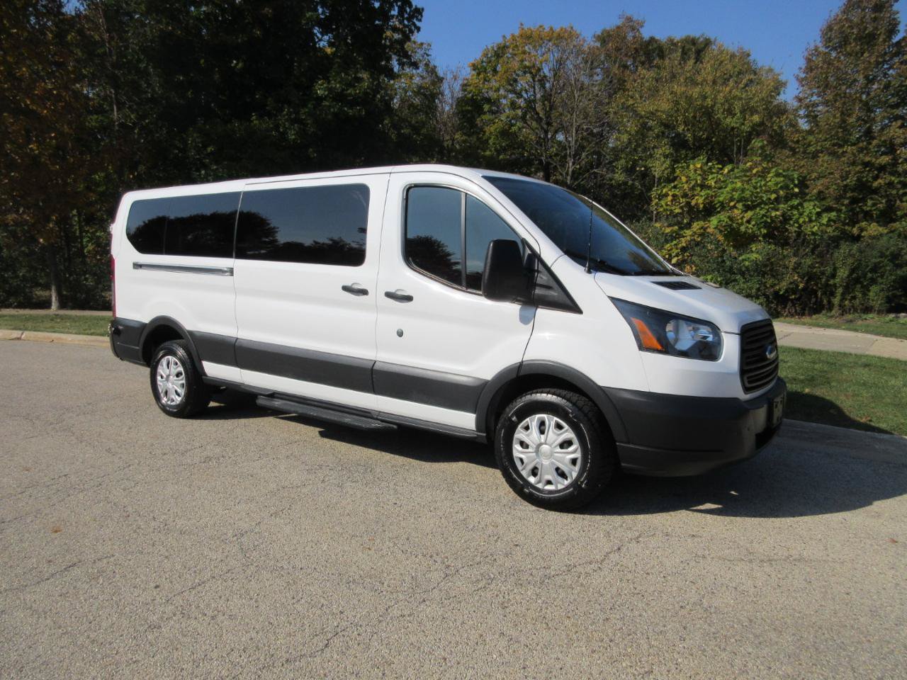 Used 2016 Ford Transit 350 XL RWD image 3