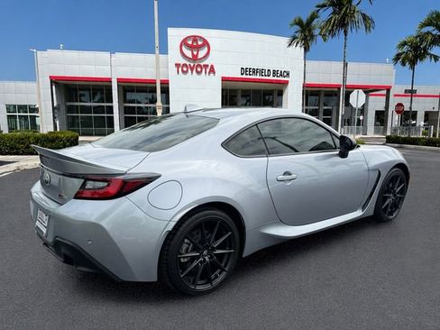 Used 2024 Toyota GR86 Premium RWD image 7