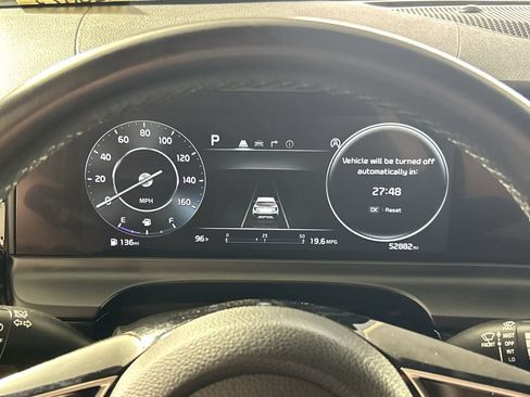 Used 2024 Kia Seltos S FWD image 15