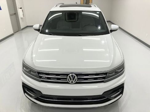 Used 2019 Volkswagen Tiguan SEL Premium R-Line AWD/4WD image 6