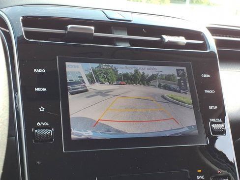 Used 2024 Hyundai Tucson SEL FWD image 19