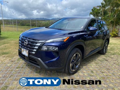 Used 2025 Nissan Rogue SV FWD image 3