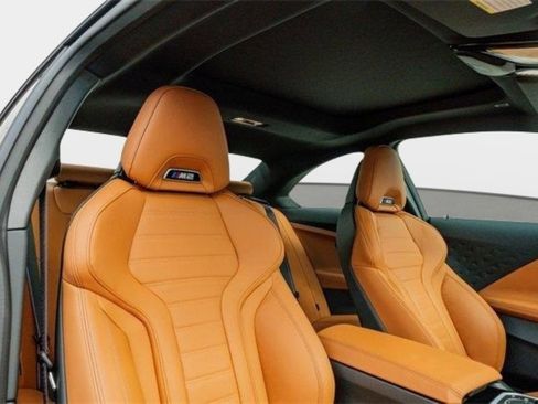 Used 2024 BMW M2 w/ Lighting Package image 8