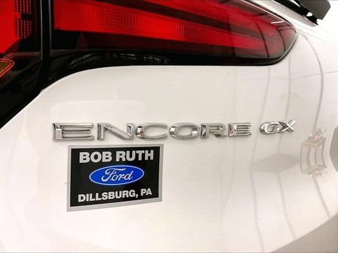 Used 2021 Buick Encore GX Preferred w/ Cold Weather Comfort Package FWD image 13