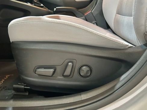 Used 2023 Hyundai Kona SEL FWD image 21