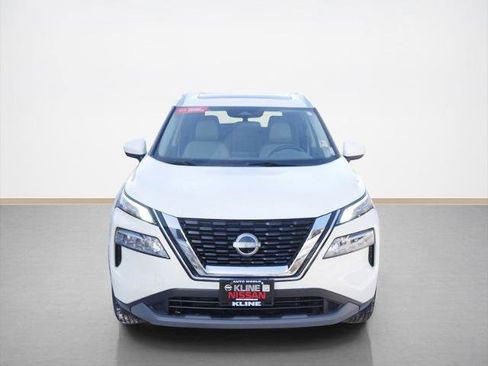 Certified 2023 Nissan Rogue SV w/ SV Premium B Package image 8