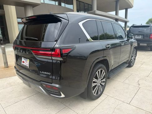 Used 2023 Lexus LX 600 4WD w/ Accessory Package (Z1) image 6