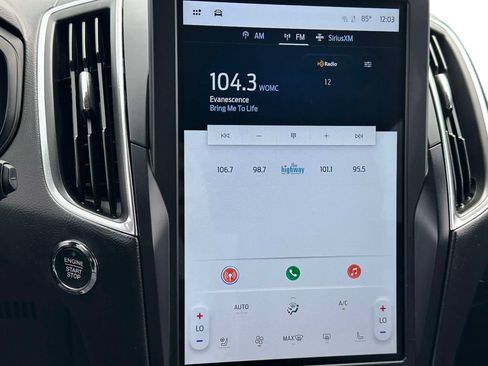 Used 2024 Ford Edge Titanium AWD/4WD image 18