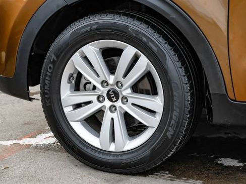 Used 2019 Kia Sportage LX FWD image 58