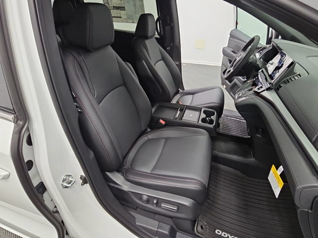New 2026 Honda Odyssey Sport-L image 39