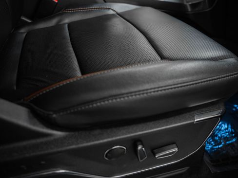 Certified 2023 Ford F150 Lariat w/ Equipment Group 502A High image 43