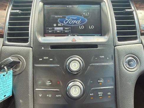 Used 2013 Ford Taurus Limited FWD image 14