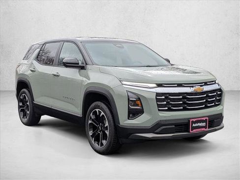 New 2026 Chevrolet Equinox LT w/ Convenience Package II AWD/4WD image 7