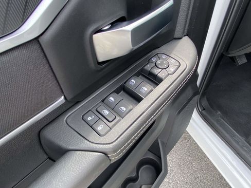 Used 2025 RAM 2500 Big Horn image 12