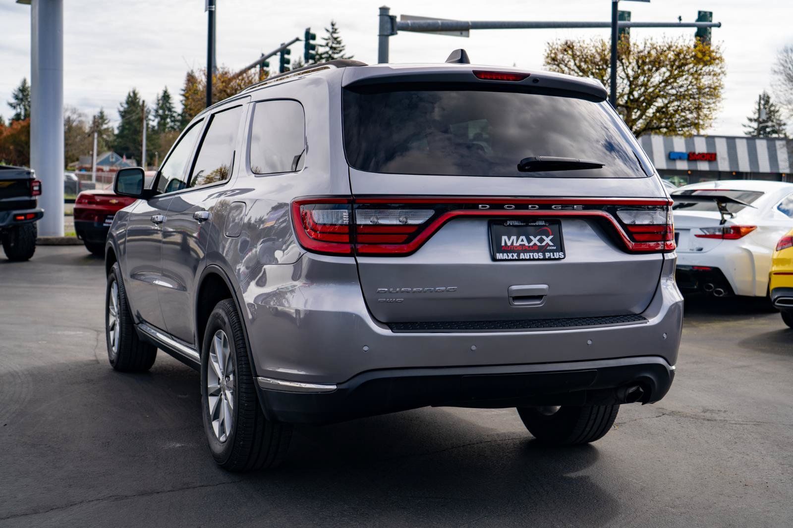 Used 2017 Dodge Durango SXT w/ Quick Order Package 23B AWD/4WD image 11