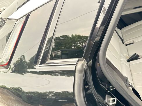 Used 2024 Cadillac Lyriq Luxury RWD image 30