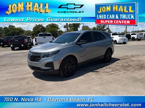 Used 2023 Chevrolet Equinox LS w/ Sport Edition image 2