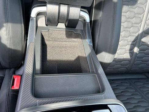 New 2025 Audi RS Q8 performance image 50