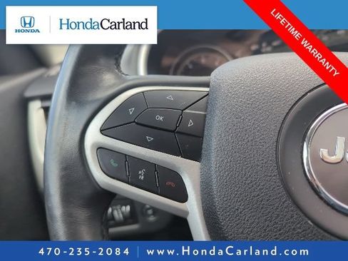 Used 2018 Jeep Cherokee Latitude Plus w/ Comfort/Convenience Group FWD image 5
