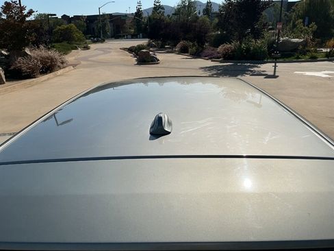 Used 2008 Volvo V70 FWD image 17