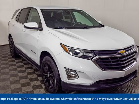 Used 2021 Chevrolet Equinox LT w/ LPO, Cargo Package AWD/4WD image 11