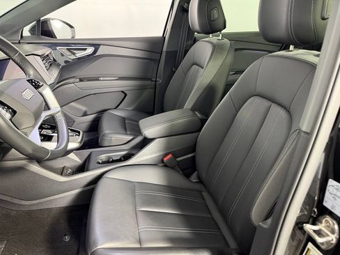 Used 2024 Audi Q4 e-tron Premium Plus AWD/4WD image 22