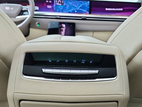 Used 2025 Cadillac Escalade Sport Platinum w/ LPO, Floor Liner Package image 60