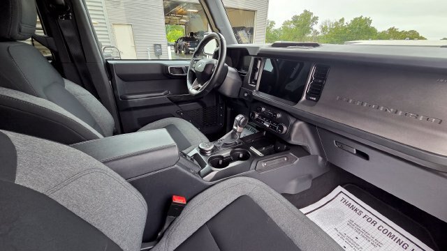 Certified 2025 Ford Bronco Big Bend AWD/4WD image 2