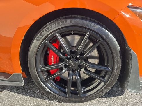 Used 2020 Ford Mustang Shelby GT500 w/ Technology Package image 10