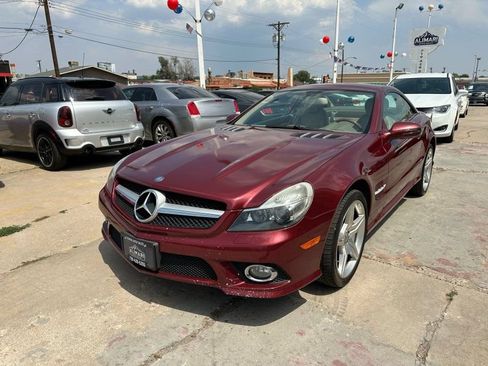 Used 2009 Mercedes-Benz SL 550 image 3