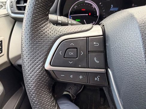 Used 2022 Toyota Sienna Limited AWD/4WD image 28
