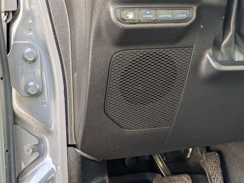 Used 2021 Jeep Wrangler Unlimited Rubicon 4xe w/ Dual Top Group image 15