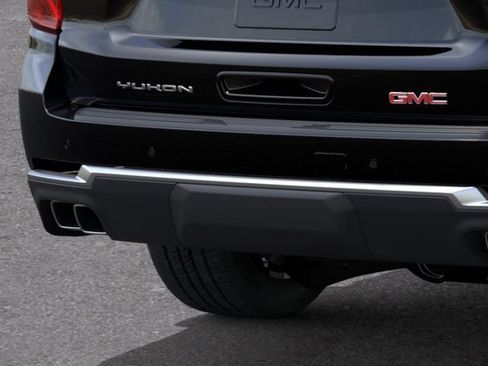 New 2026 GMC Yukon XL Denali w/ Sun & Power Step Package AWD/4WD image 14