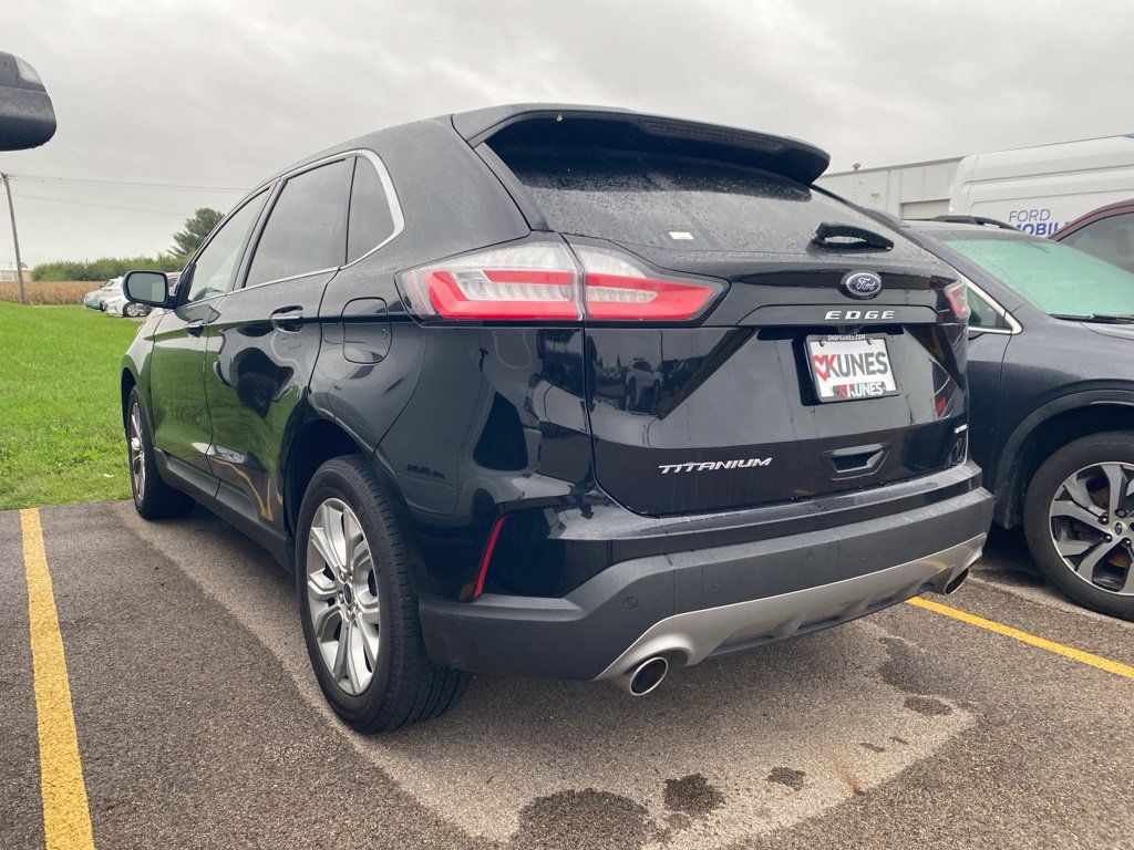 Used 2022 Ford Edge Titanium w/ Equipment Group 301A AWD/4WD image 11