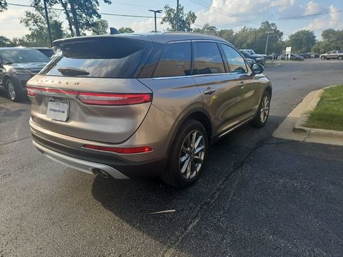 Used 2020 Lincoln Corsair FWD w/ Premium Package image 7