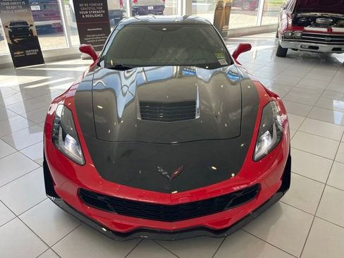 Used 2017 Chevrolet Corvette Grand Sport image 2