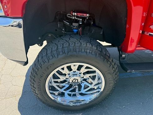 Used 2015 Chevrolet Silverado 2500 LTZ w/ Duramax Plus Package AWD/4WD image 15