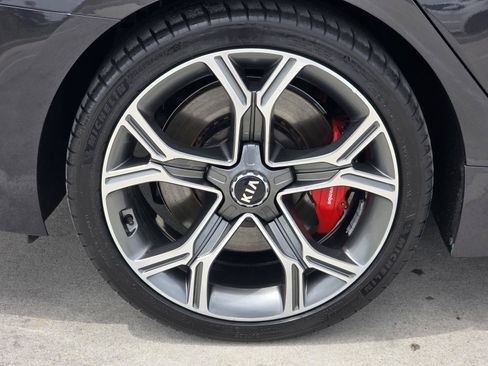 Used 2020 Kia Stinger GT2 RWD image 8