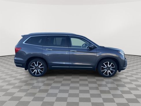 Used 2022 Honda Pilot Elite image 16