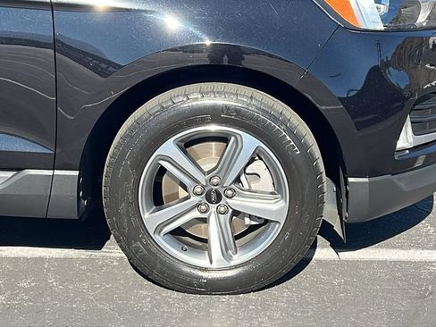 Certified 2024 Ford Edge SEL w/ Convenience Package AWD/4WD image 7